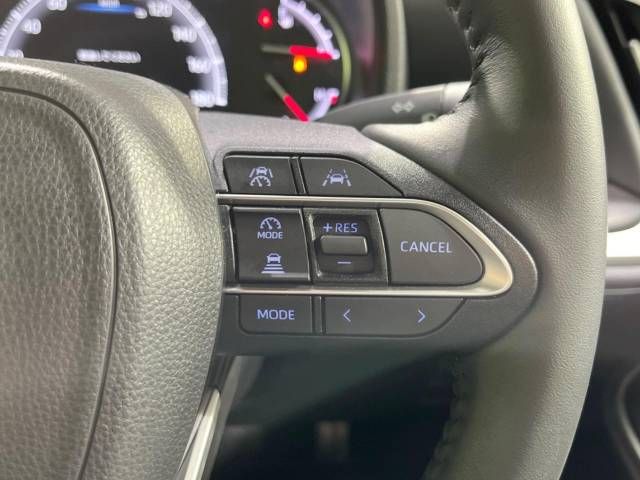 Toyota VOXY 2023-04 185920-5