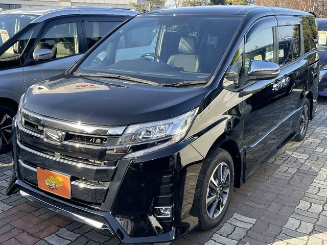 Toyota NOAH 2020-11 181804-1