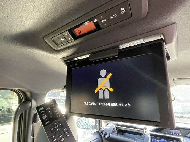 Toyota NOAH 2020-11 181804-21