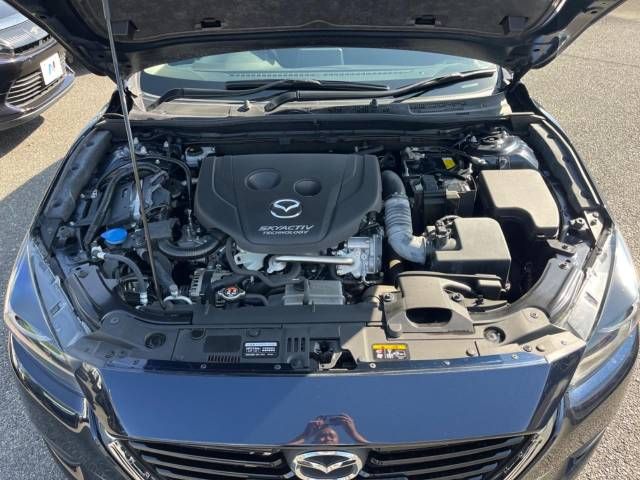 Mazda AXELA SPORT 2017-03 184708-18