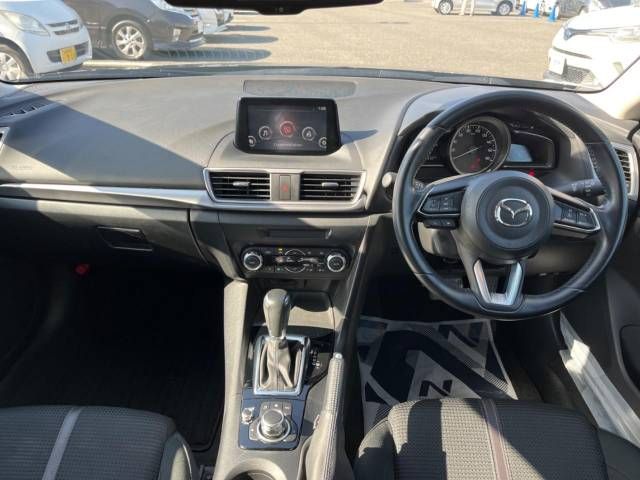 Mazda AXELA SPORT 2017-03 184708-1