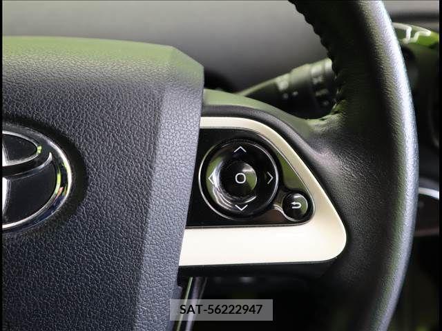 Toyota PRIUS 2016-01 322249-8