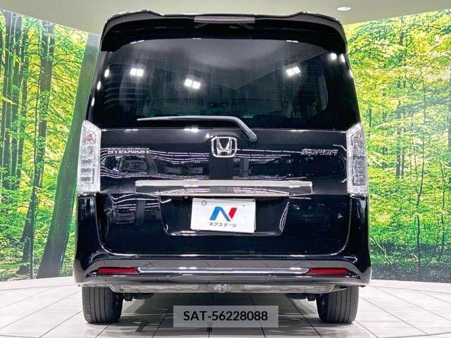 Honda e 2013-02 376052-16
