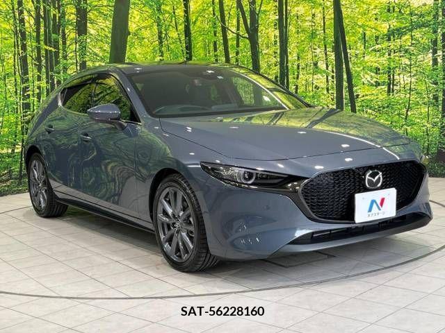 Mazda MAZDA3 2022-01 301096-16