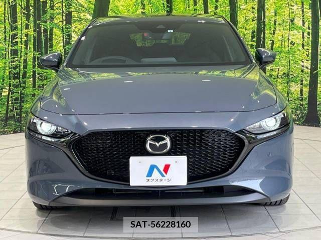Mazda MAZDA3 2022-01 301096-12