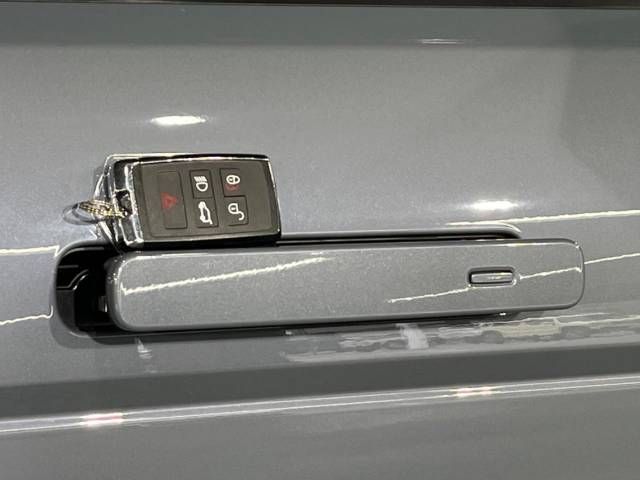 ROVER RANGE ROVER 2022-06 191120-15