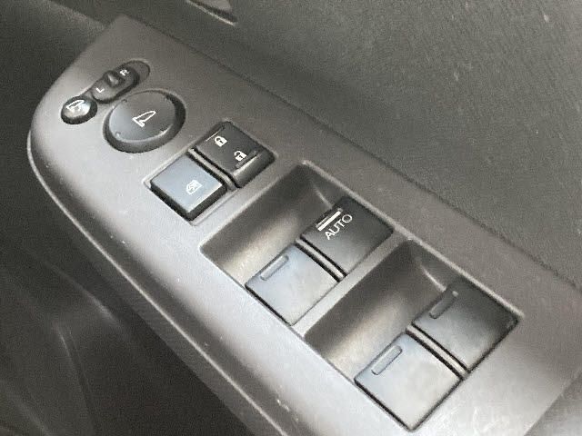 Honda e 2012-12 20478-11