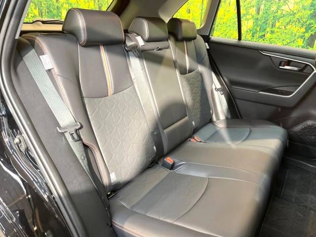 Toyota RAV4 2021-09 194213-10