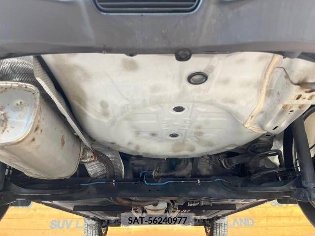 Nissan JUKE 2013-01 274038-19