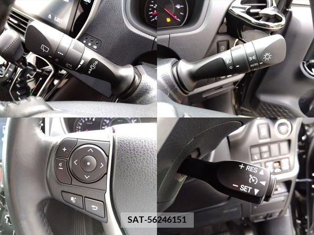 Toyota VOXY 2017-11 370278-22