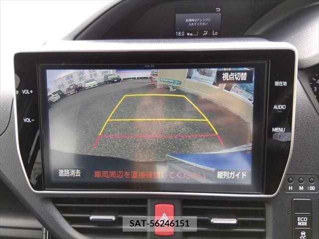 Toyota VOXY 2017-11 370278-18