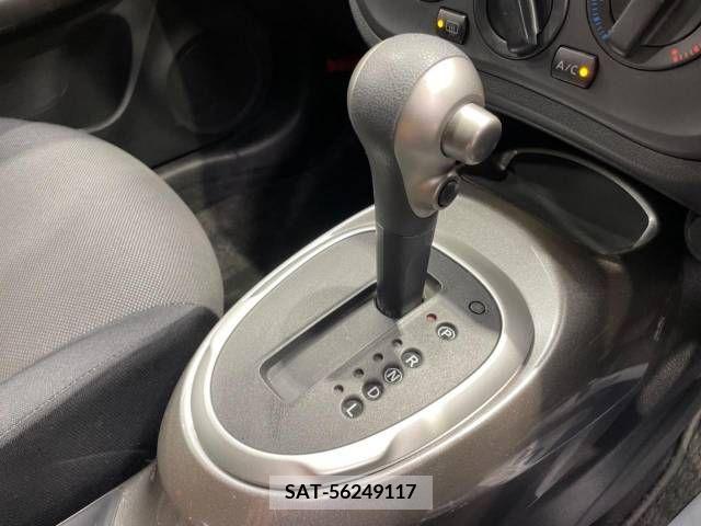 Nissan JUKE 2011-11 352736-7