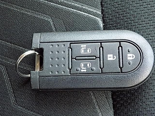 Toyota TANK 2019-01 4912-17