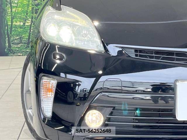 Toyota PRIUS 2013-10 322034-12