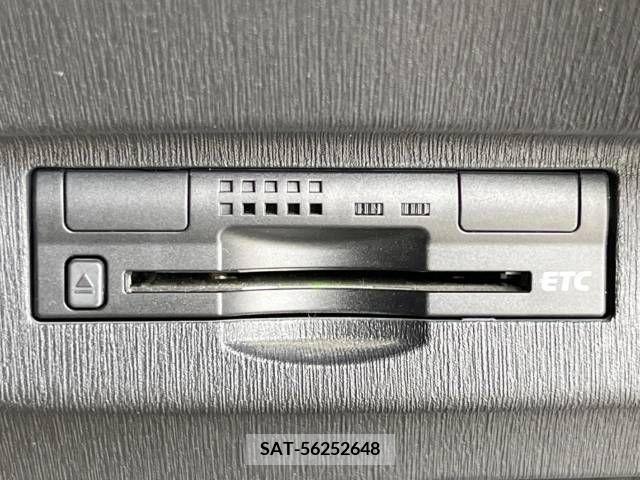 Toyota PRIUS 2013-10 322034-4