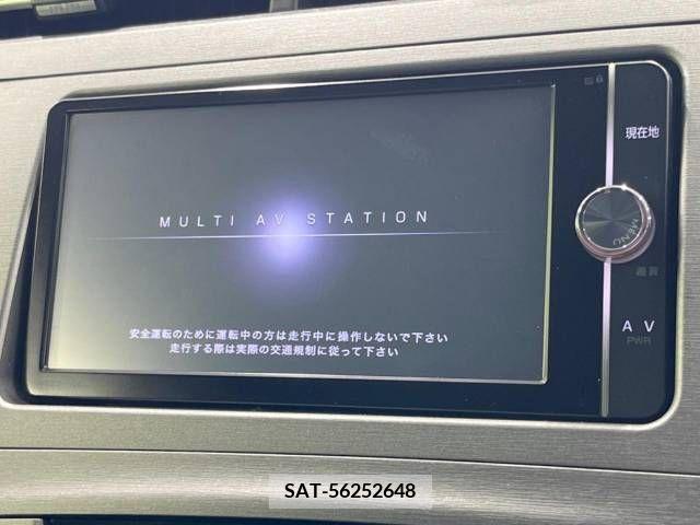 Toyota PRIUS 2013-10 322034-2