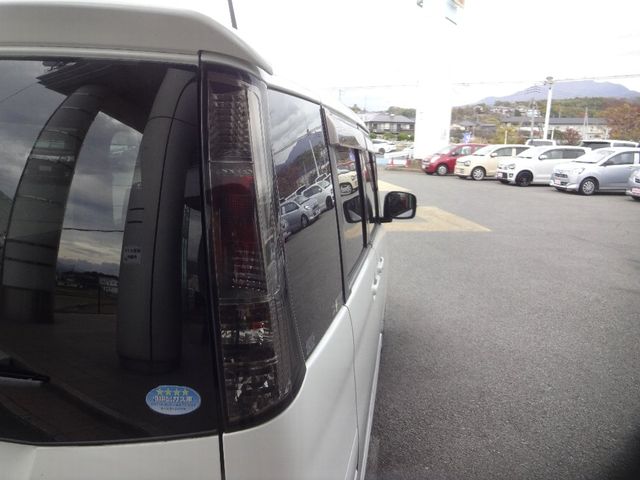 Nissan ROOX 2011-09 193606-29
