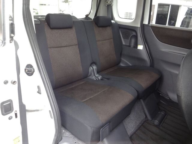 Nissan ROOX 2011-09 193606-5