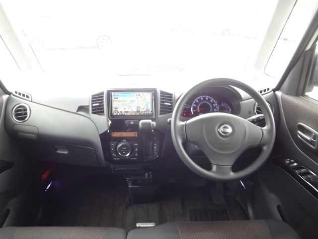 Nissan ROOX 2011-09 193606-2