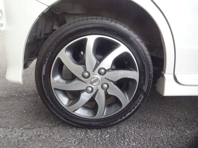 Nissan ROOX 2011-09 193606-23