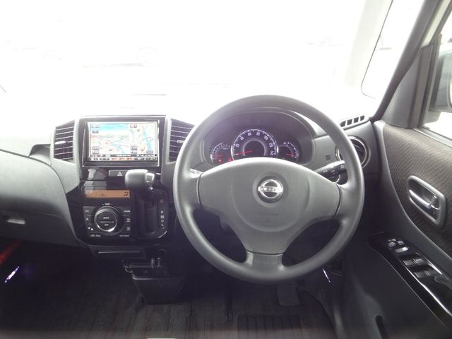 Nissan ROOX 2011-09 193606-9