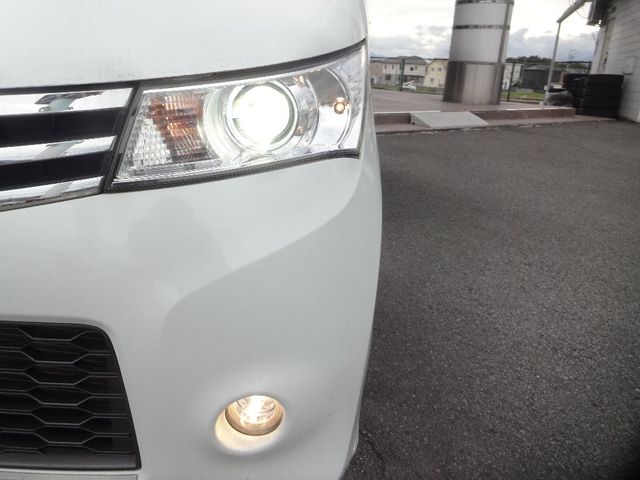 Nissan ROOX 2011-09 193606-24