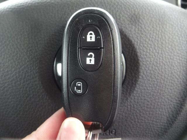 Nissan ROOX 2011-09 193606-17