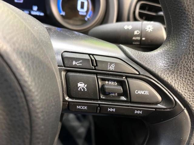 Toyota YARIS CROSS 2023-03 190642-6