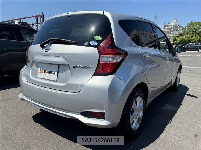 Nissan NOTE 2017-09 279949-14