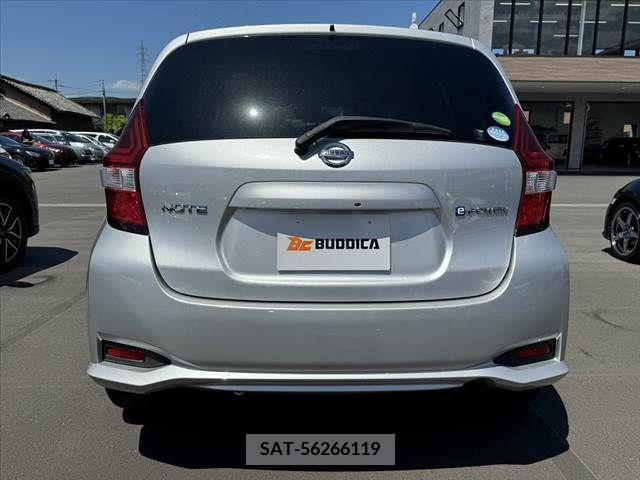 Nissan NOTE 2017-09 279949-13