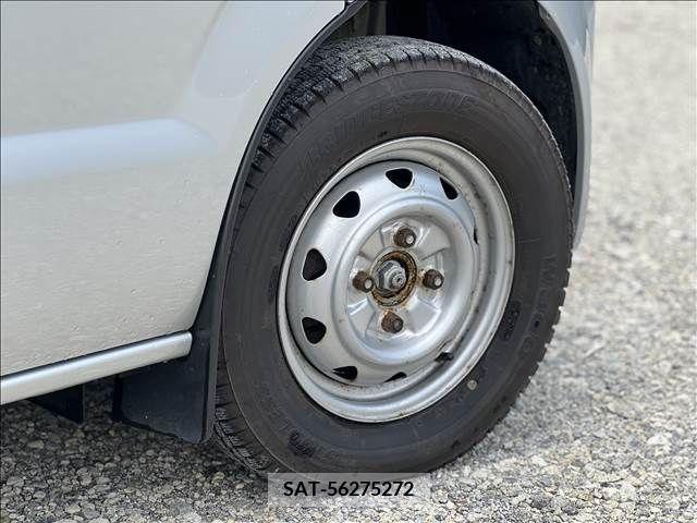 Suzuki EVERY 2011-04 301761-12