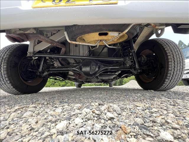 Suzuki EVERY 2011-04 301761-11