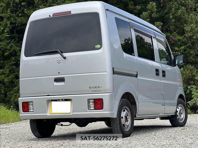 Suzuki EVERY 2011-04 301761-3