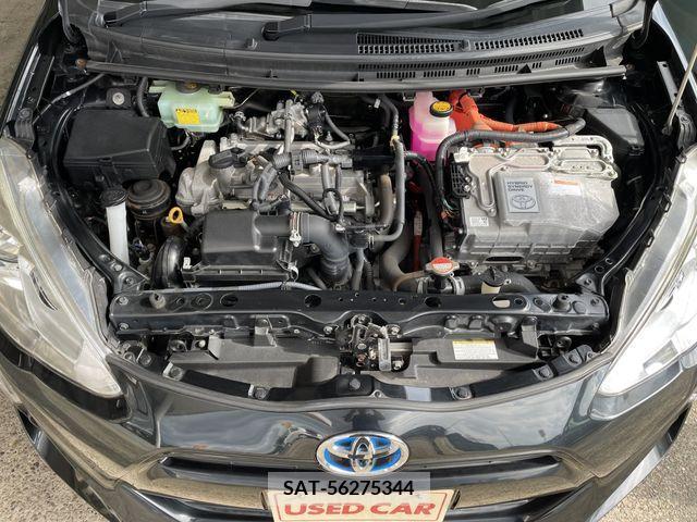 Toyota AQUA 2016-07 371889-8