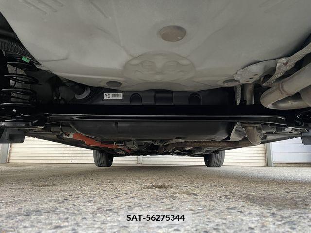 Toyota AQUA 2016-07 371889-7