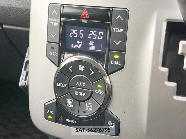 Toyota VOXY 2011-11 370418-4
