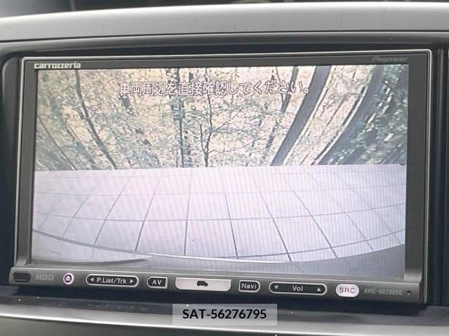 Toyota VOXY 2011-11 370418-3