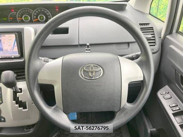Toyota VOXY 2011-11 370418-11