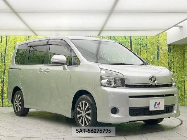 Toyota VOXY 2011-11 370418-16