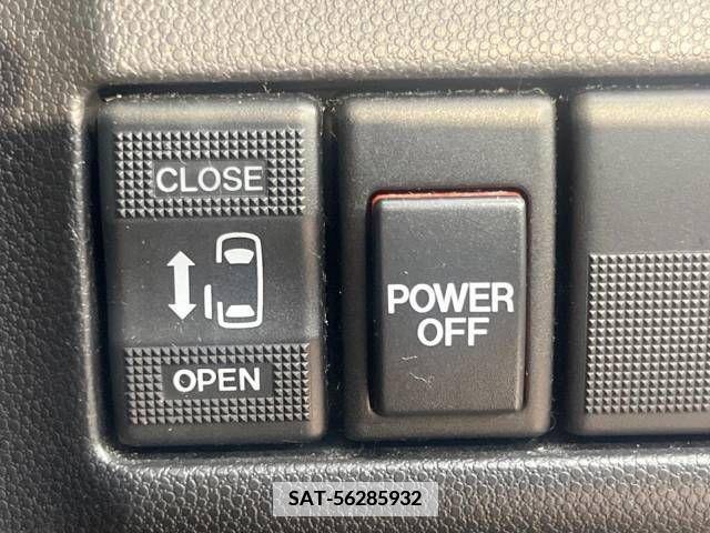Mazda PREMACY 2011-11 378758-3