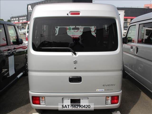 Suzuki EVERY 2023-06 386462-3