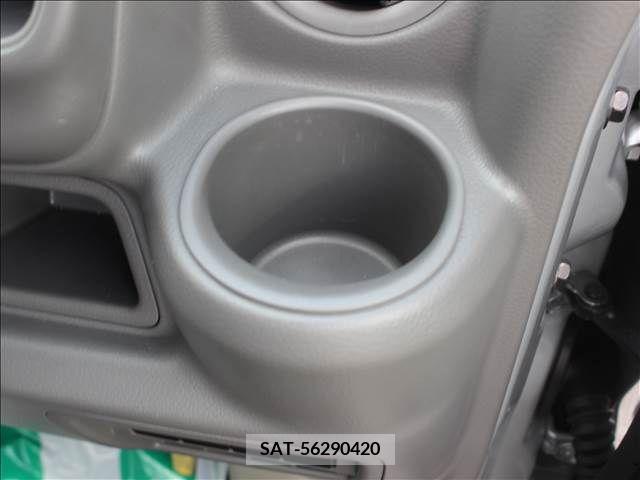 Suzuki EVERY 2023-06 386462-28