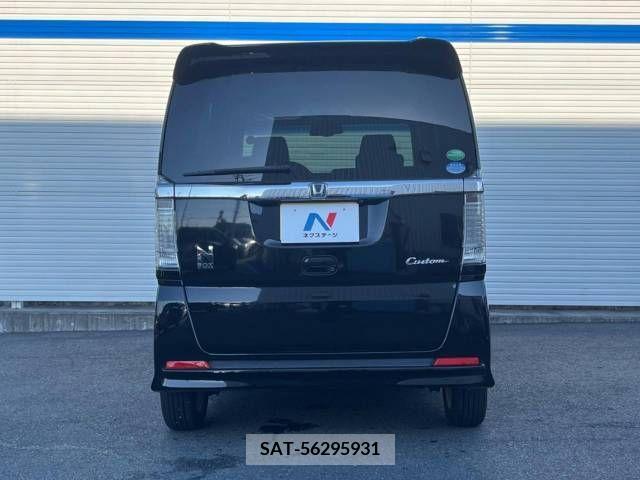Honda N BOX CUSTOM 2015-11 306635-17