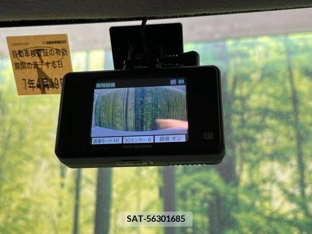 Mitsubishi EK SPACE 2014-04 268393-5