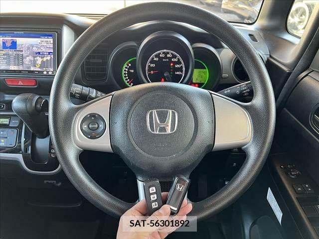 Honda N BOX 2014-03 364425-6