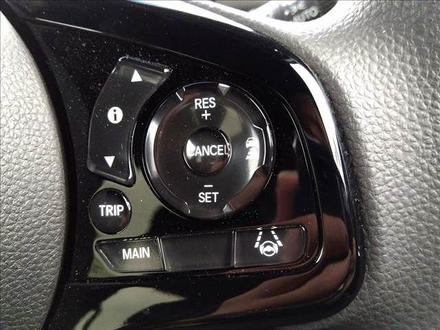 Honda N BOX CUSTOM 2023-05 185549-10