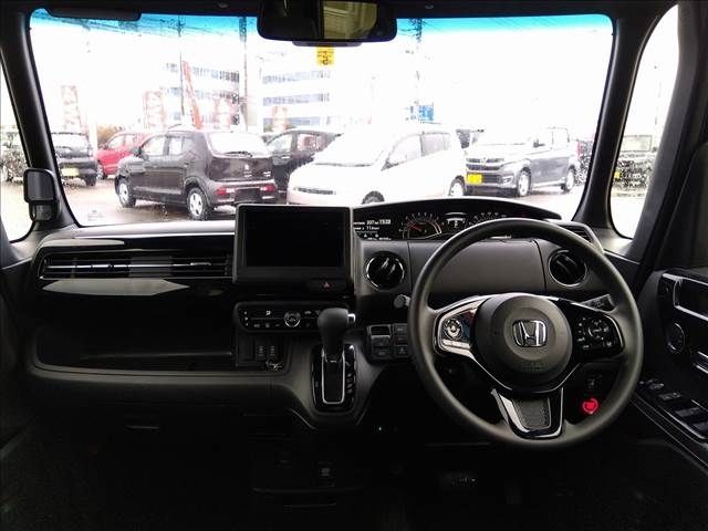 Honda N BOX CUSTOM 2023-05 185549-1