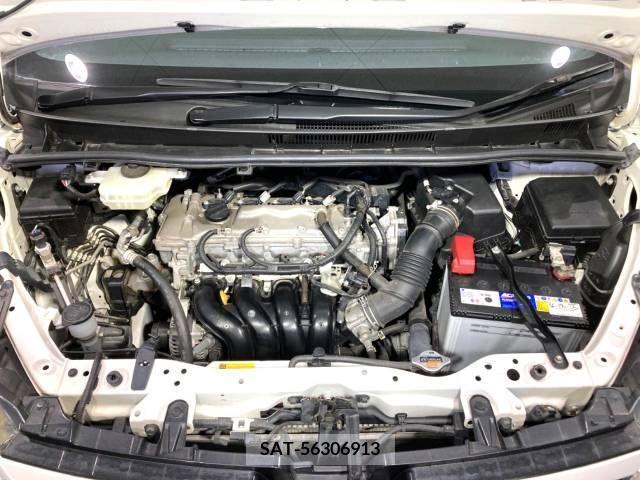 Toyota VOXY 2015-02 338336-18