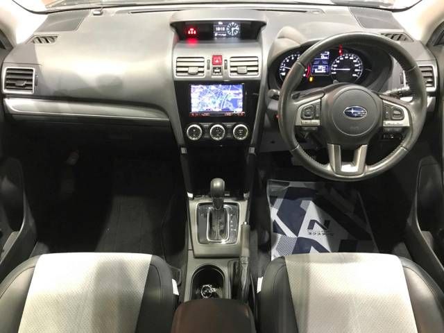 Subaru FORESTER 2017-01 195693-1