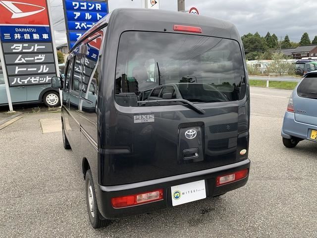 Toyota PIXIS VAN 2012-07 196633-4